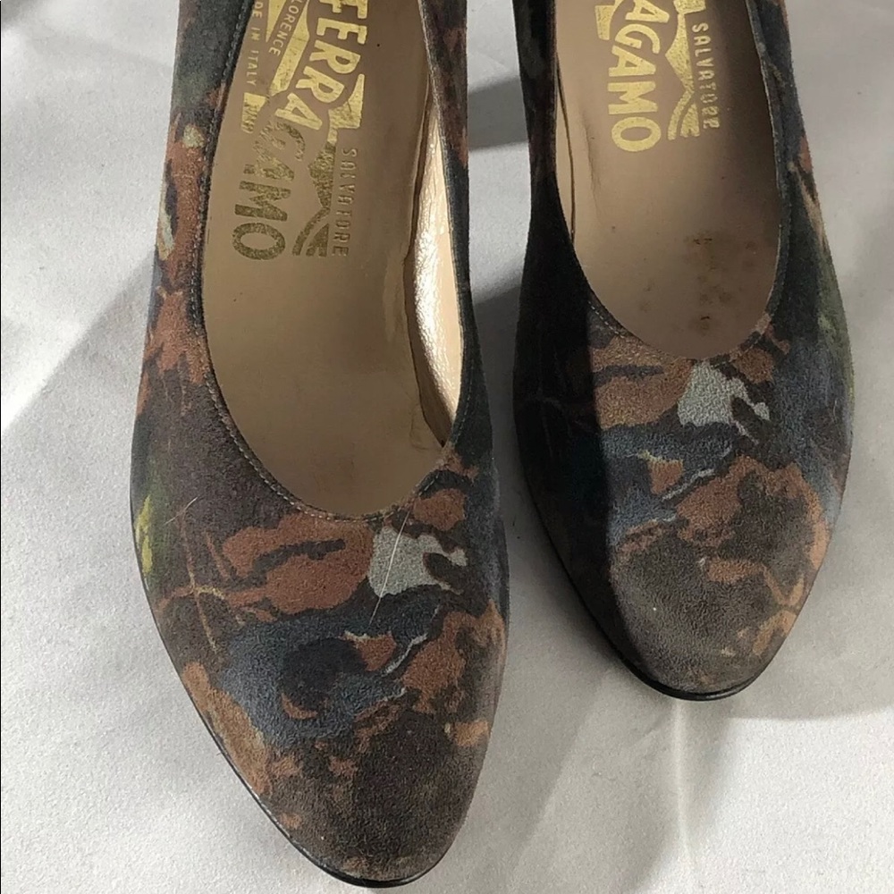 FINAL PRICE! Salvatore Feregamo Velvet Heels